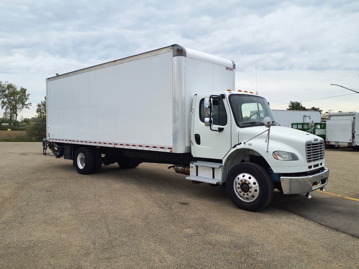 2018 Freightliner M2 106 779893
