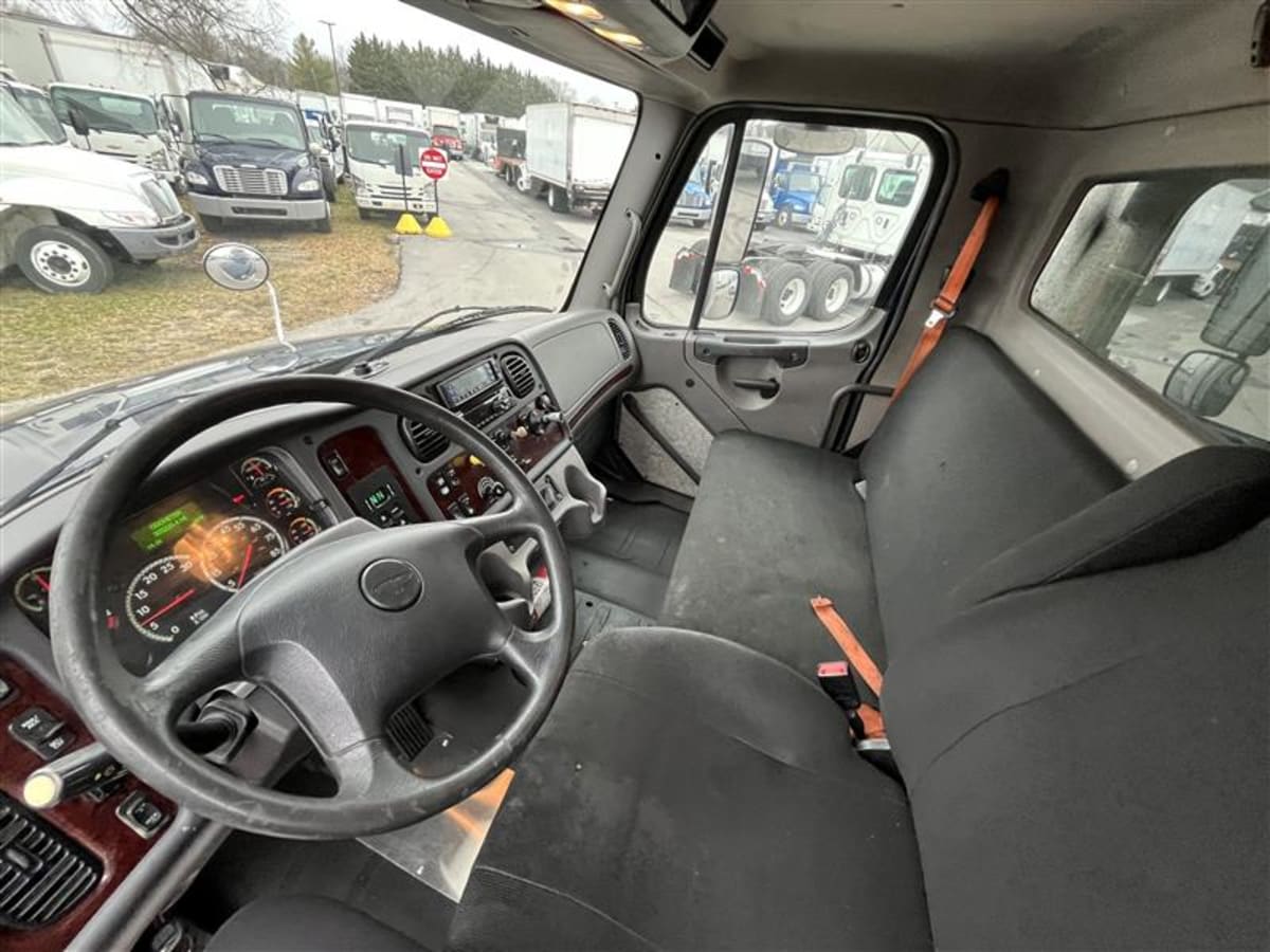 2019 Freightliner/Mercedes M2 106 779924