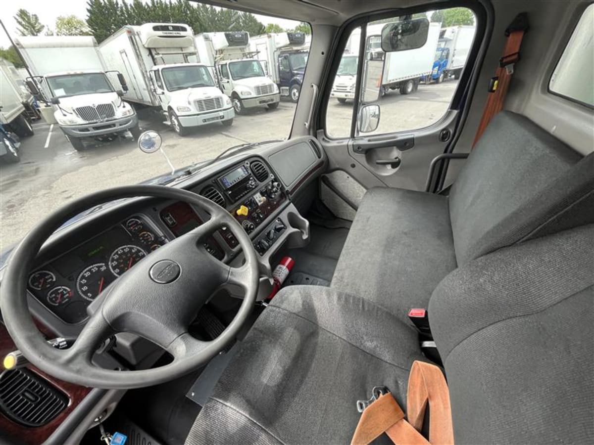 2019 Freightliner/Mercedes M2 106 779926