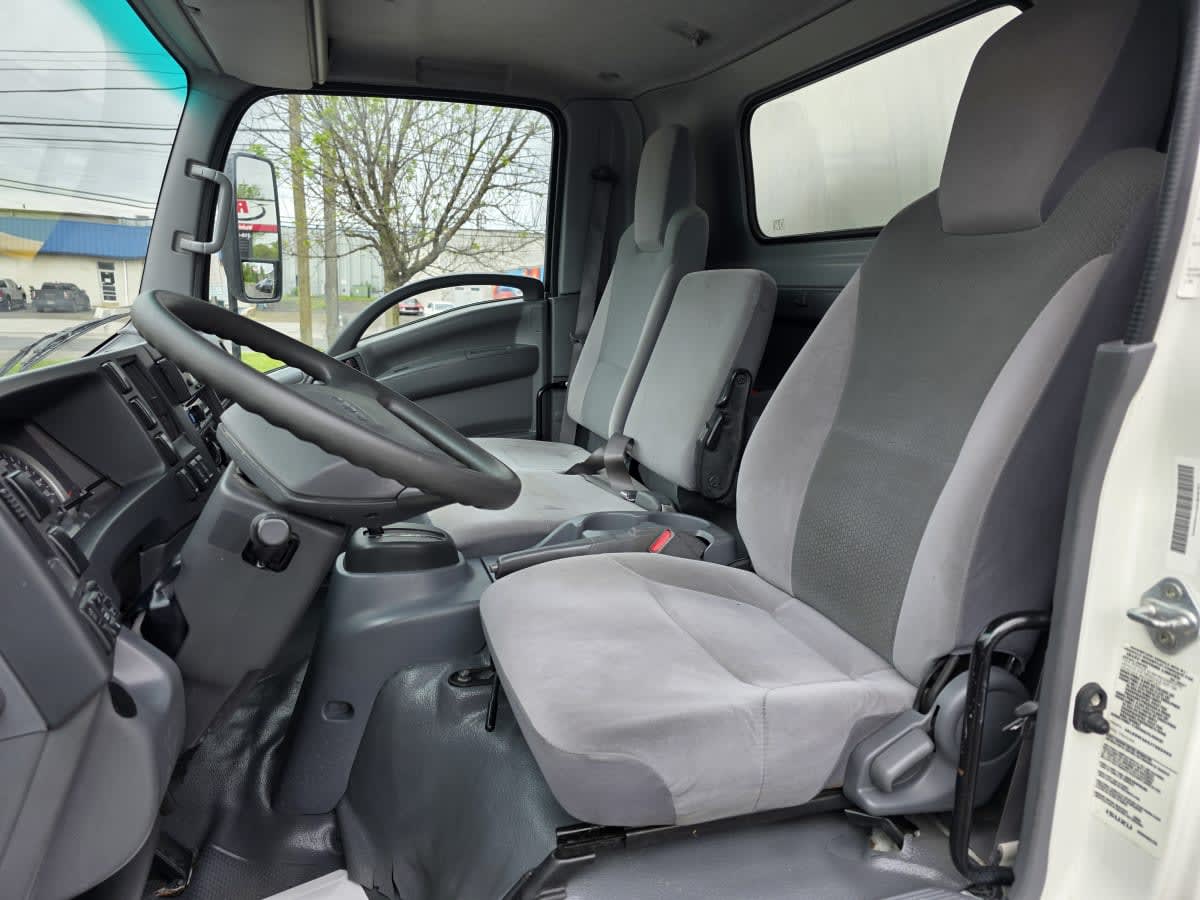 2018 Isuzu NRR in Bensalem, PA — photo 8