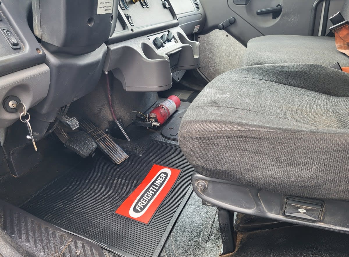 2018 Freightliner/Mercedes M2 106 780376