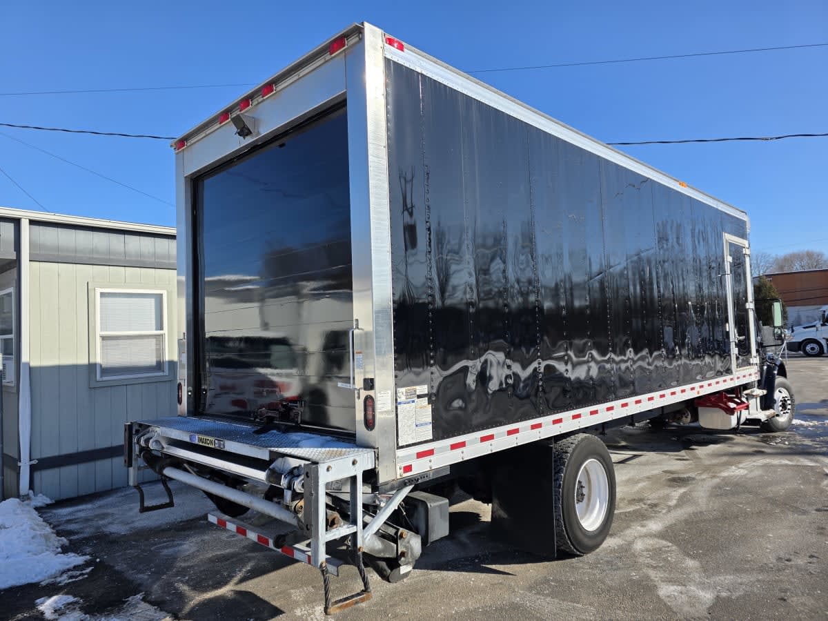 2018 Freightliner/Mercedes M2 106 780395