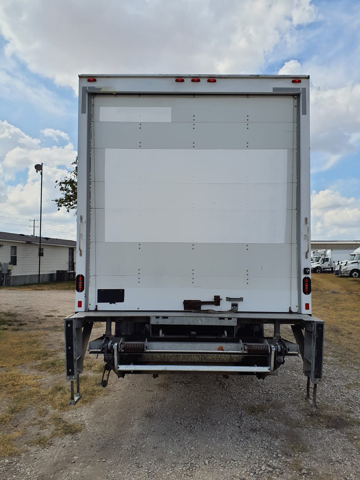 2018 Navistar International 4300 780432