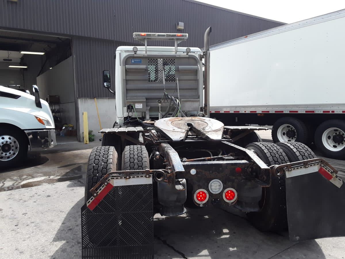 2018 Freightliner CASCADIA 125 780810