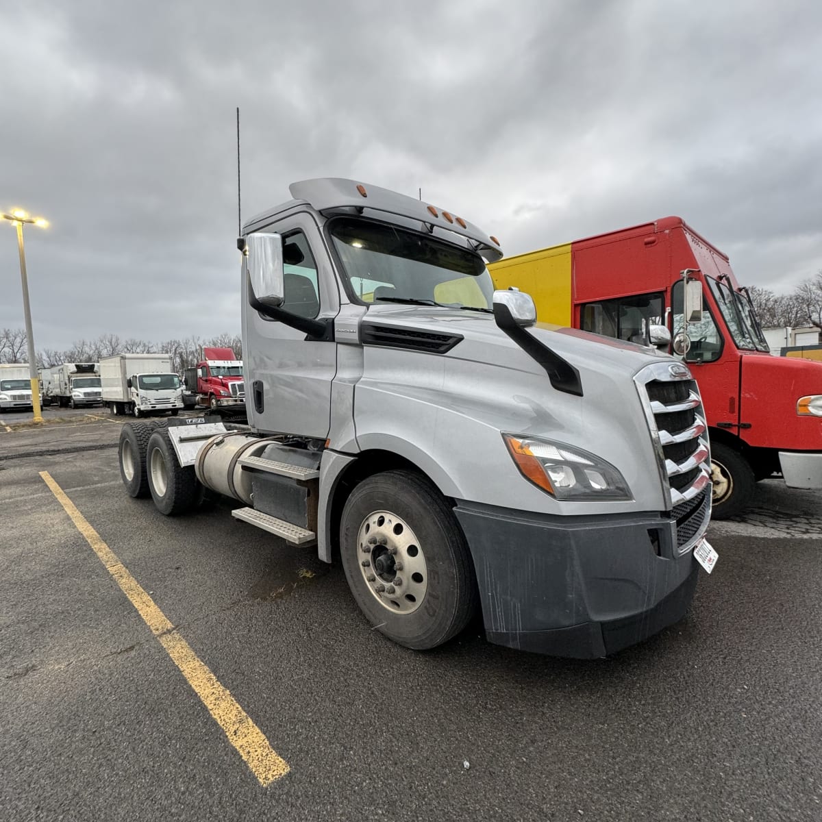 2018 Freightliner/Mercedes NEW CASCADIA PX12664 781435