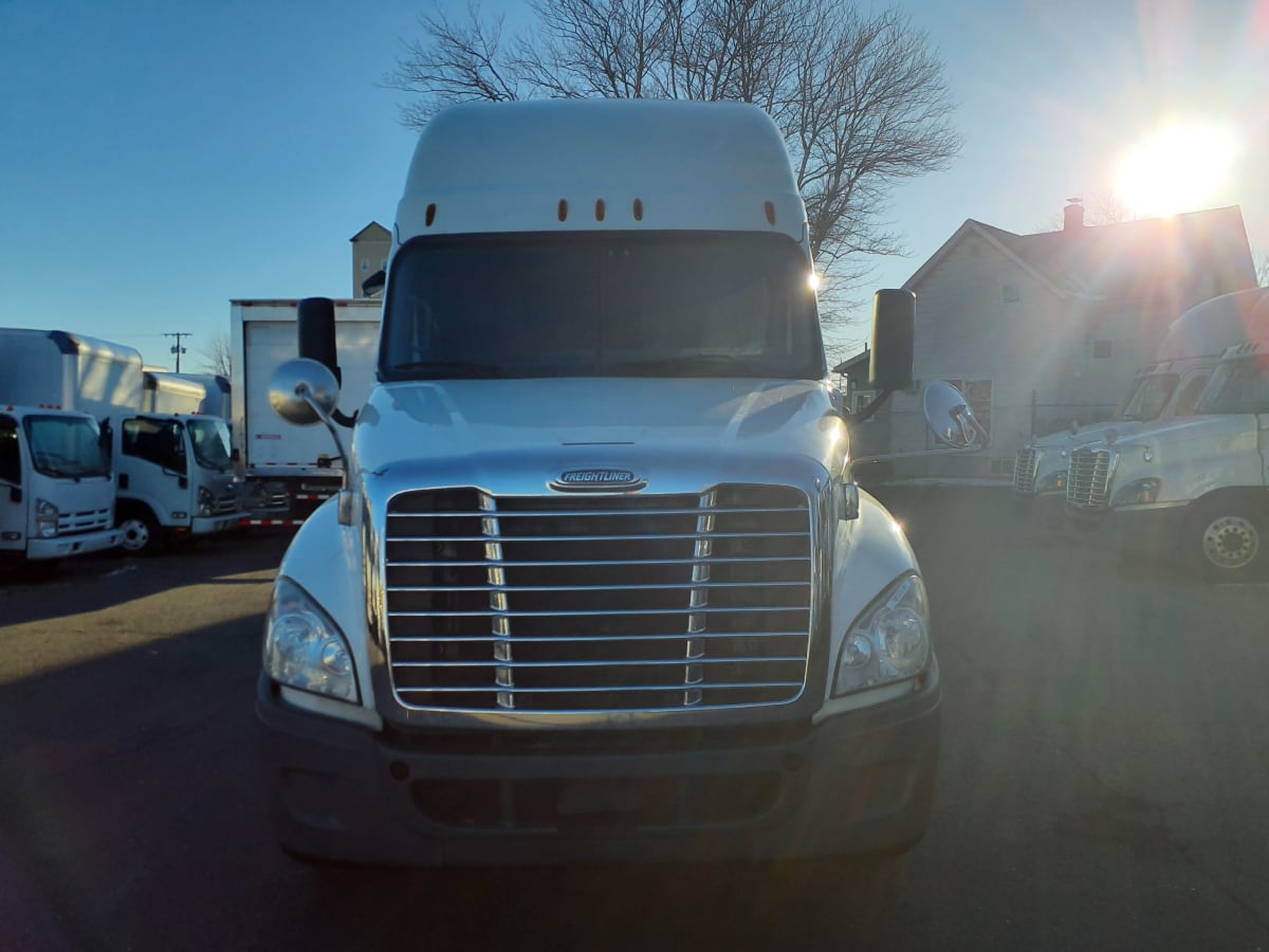 2018 Freightliner/Mercedes CASCADIA 125 781570