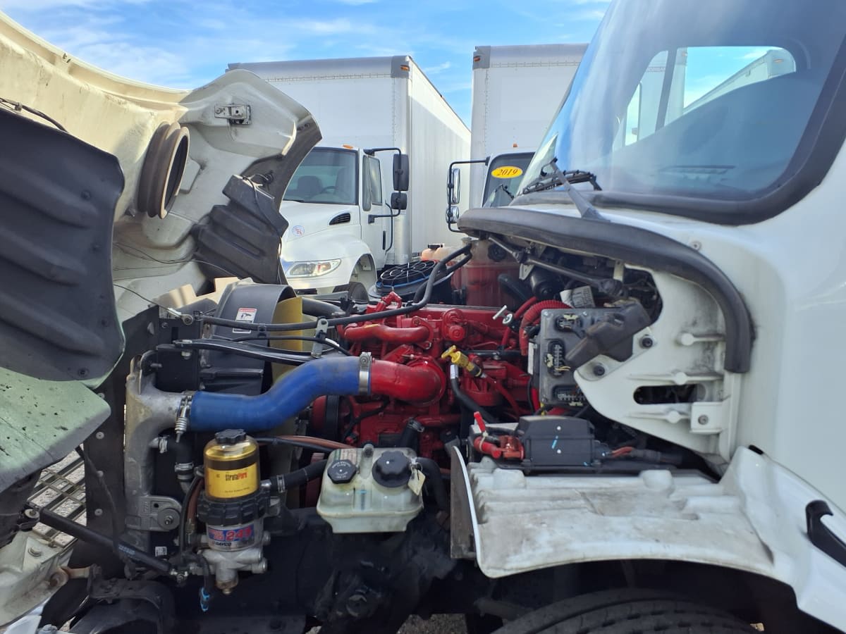 2018 Freightliner/Mercedes M2 106 781650