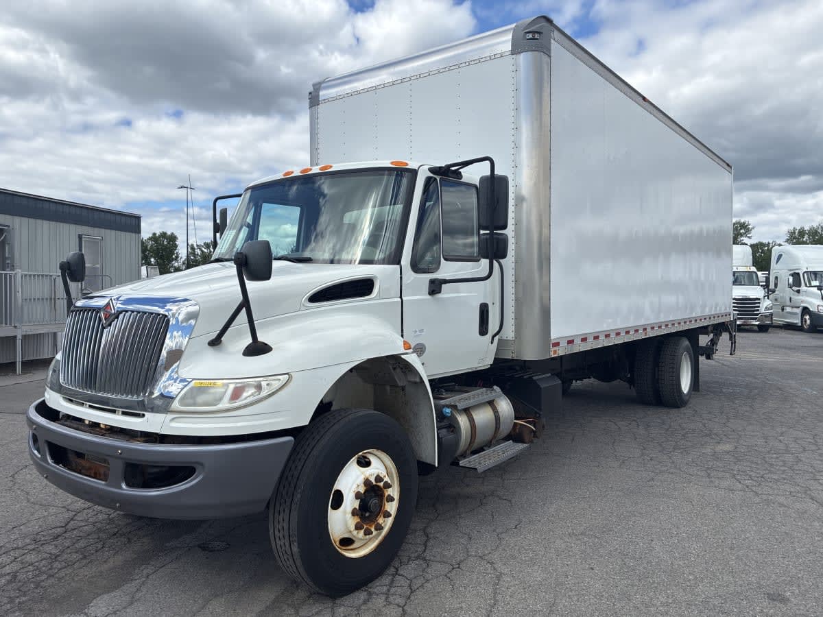 2018 Navistar International 4300 781724