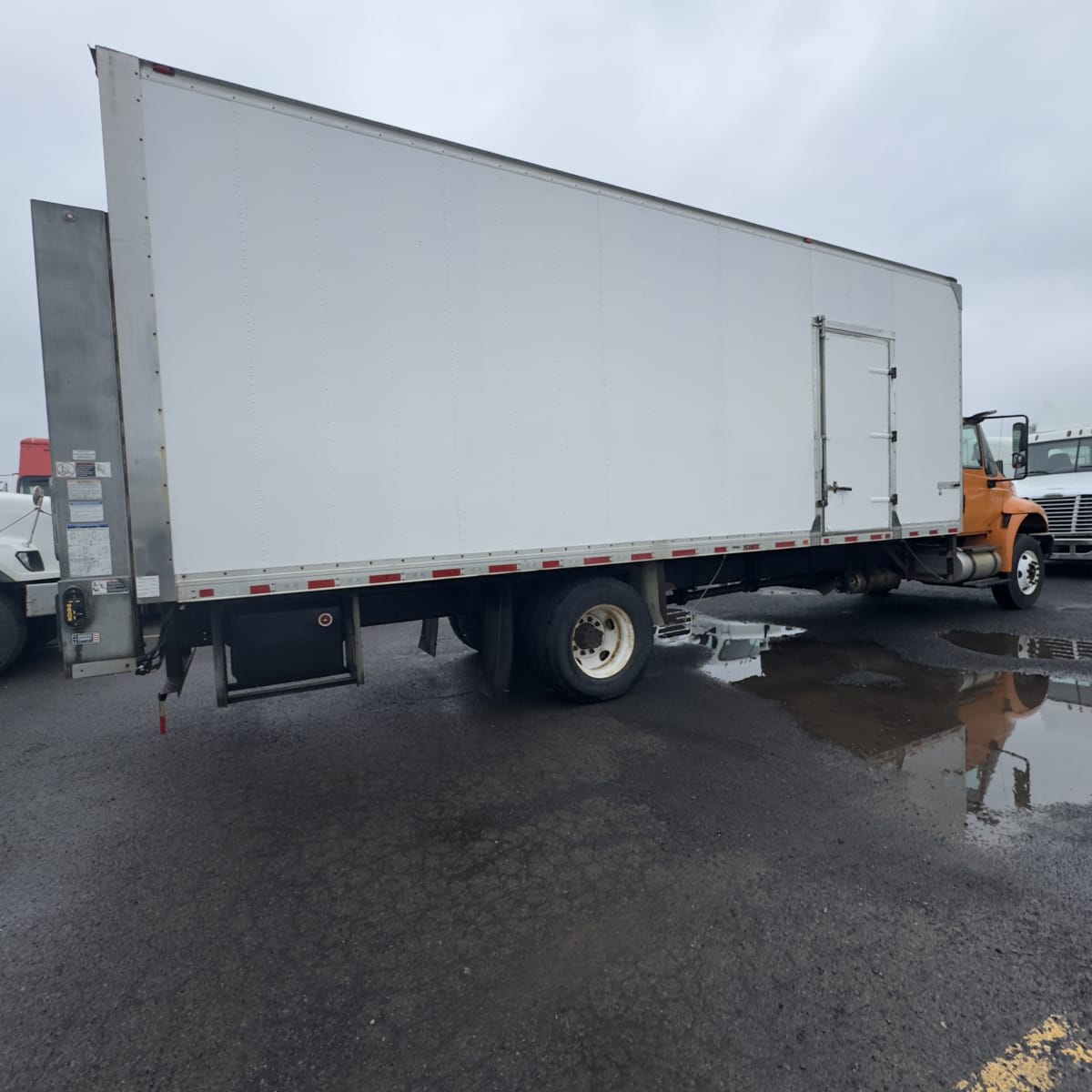 2019 Navistar International 4300 781963