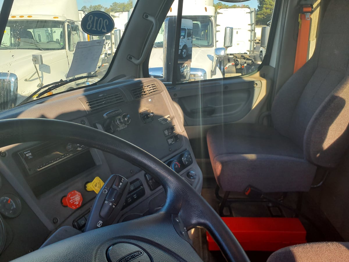 2018 Freightliner/Mercedes CASCADIA 125 782003