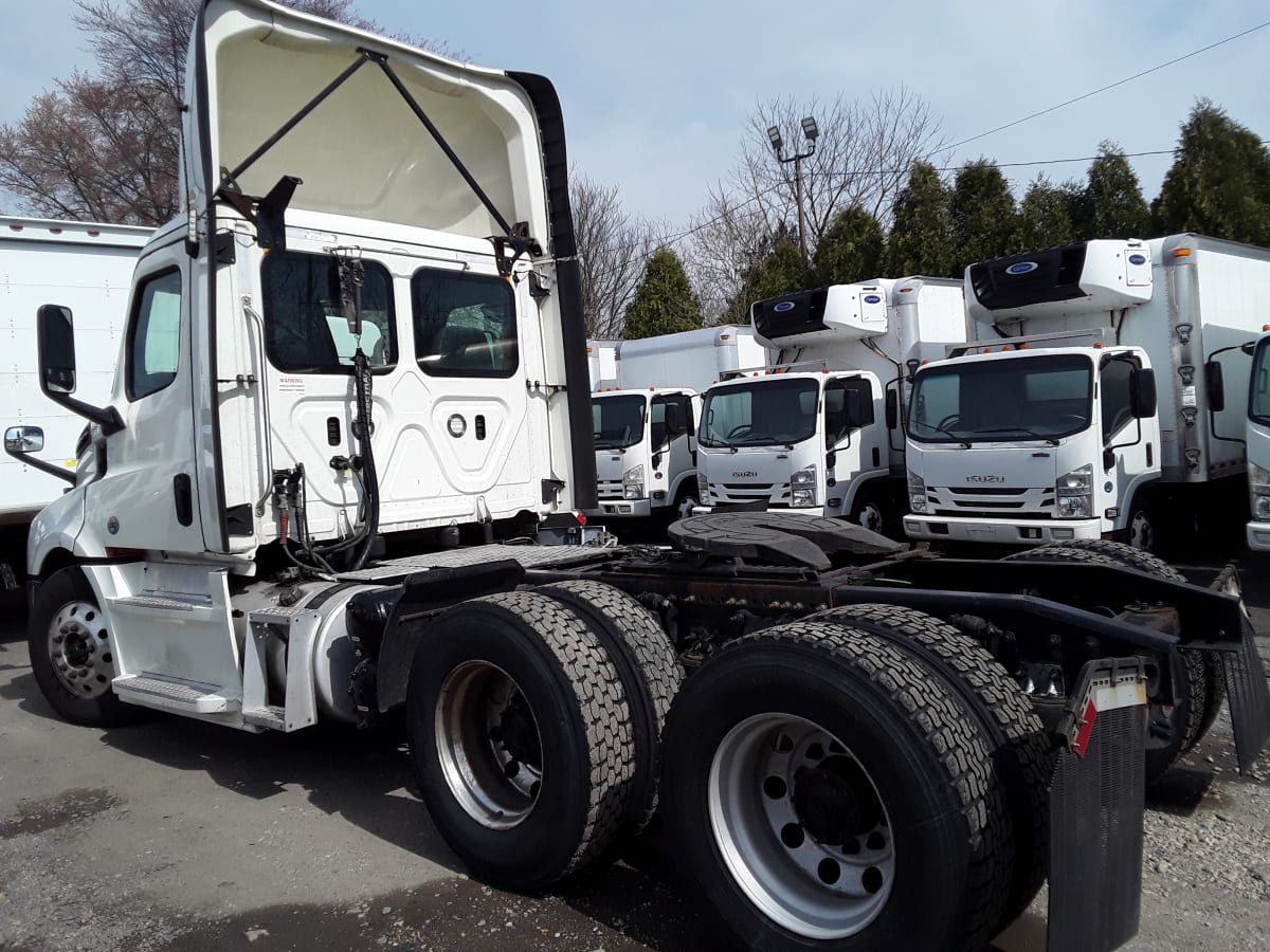 2019 Freightliner/Mercedes NEW CASCADIA PX12664 782144