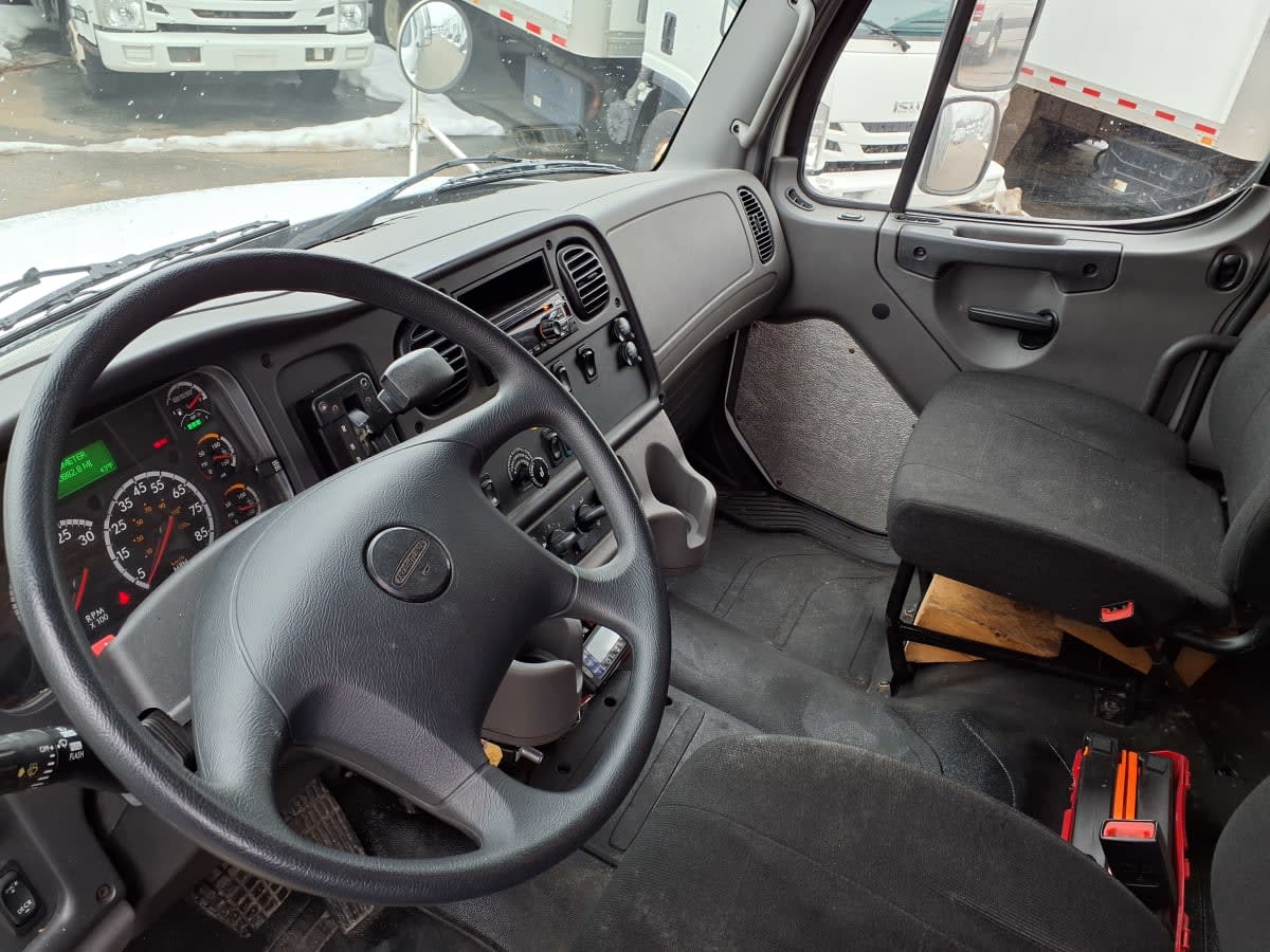 2018 Freightliner/Mercedes M2 106 782351