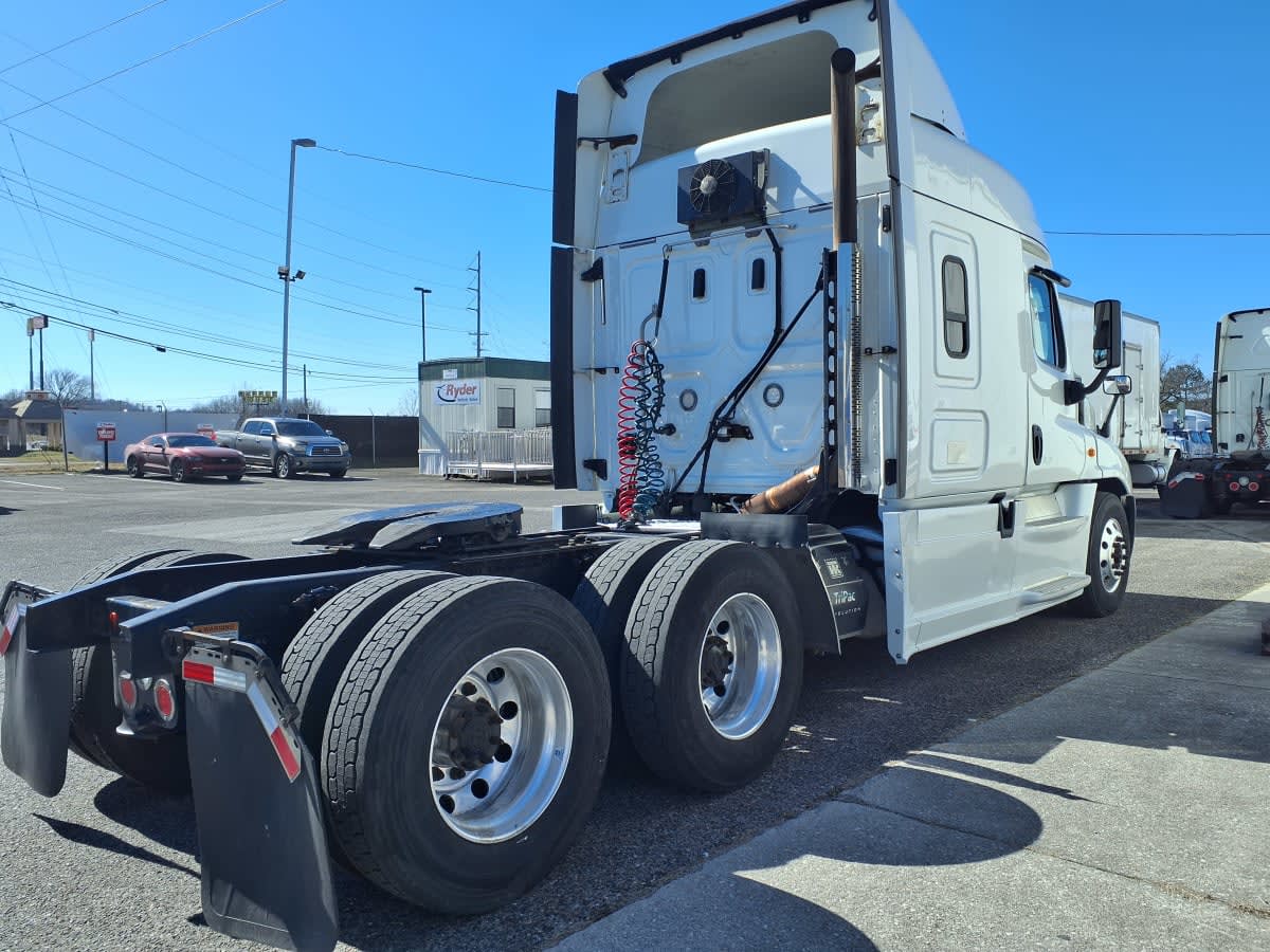 2018 Freightliner/Mercedes CASCADIA 125 782430