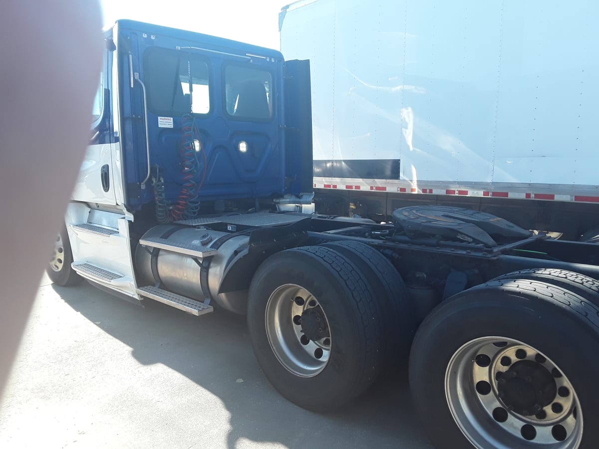 2018 Freightliner/Mercedes CASCADIA 125 782692