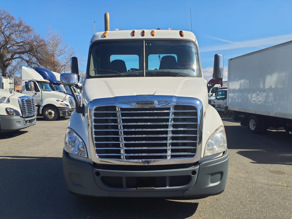 2015 Freightliner/Mercedes CASCADIA PX11364ST 782917