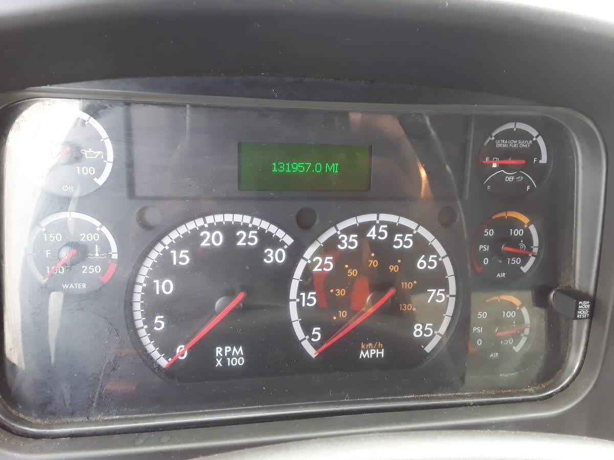 2018 Freightliner M2 106 782943