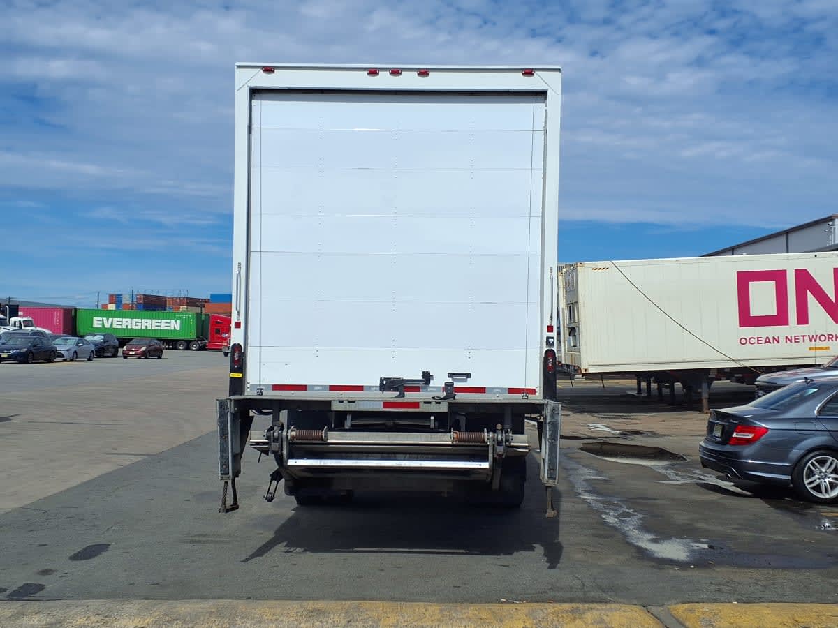 2018 Freightliner/Mercedes M2 106 782952