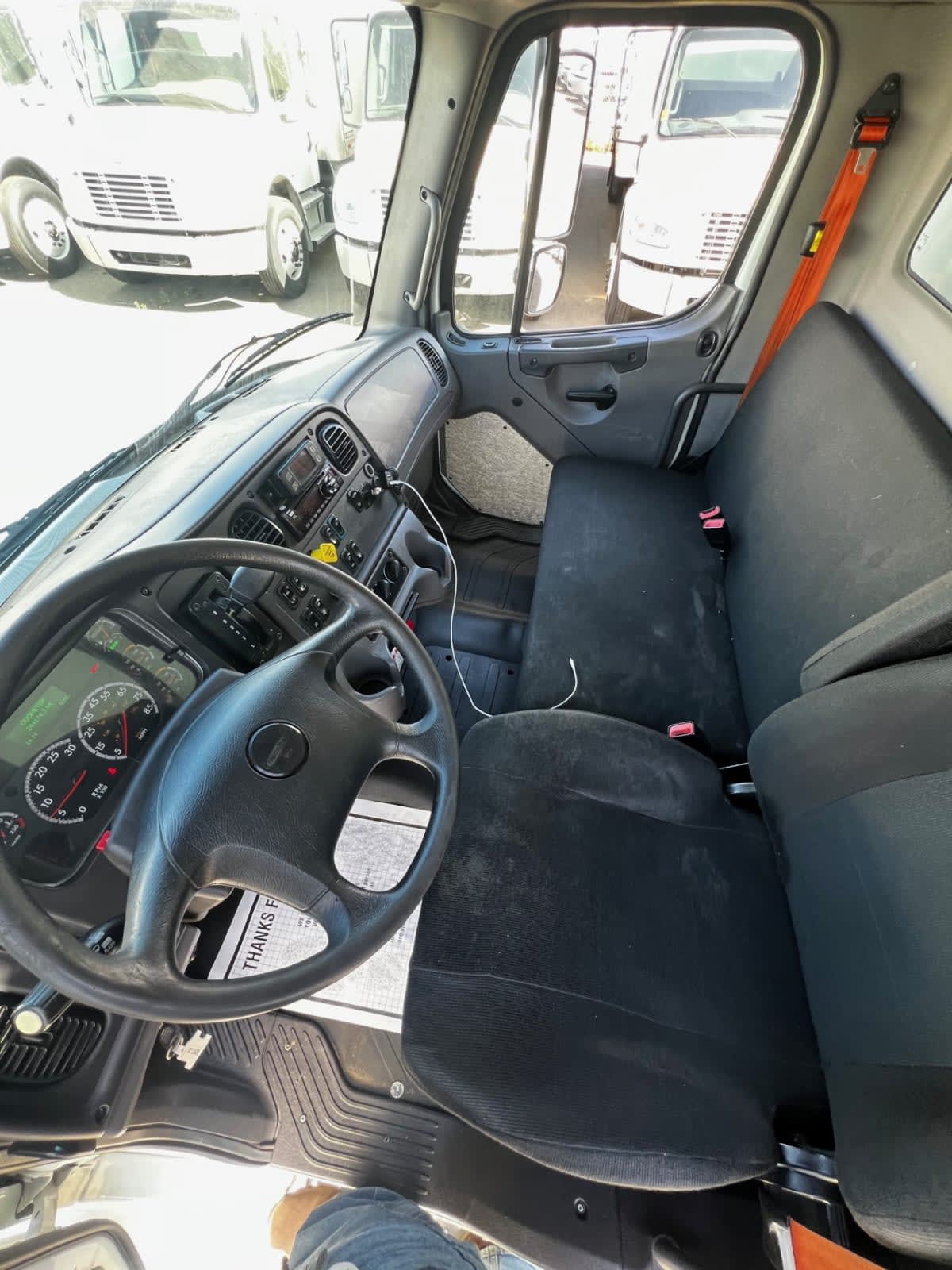 2018 Freightliner M2 106 782957