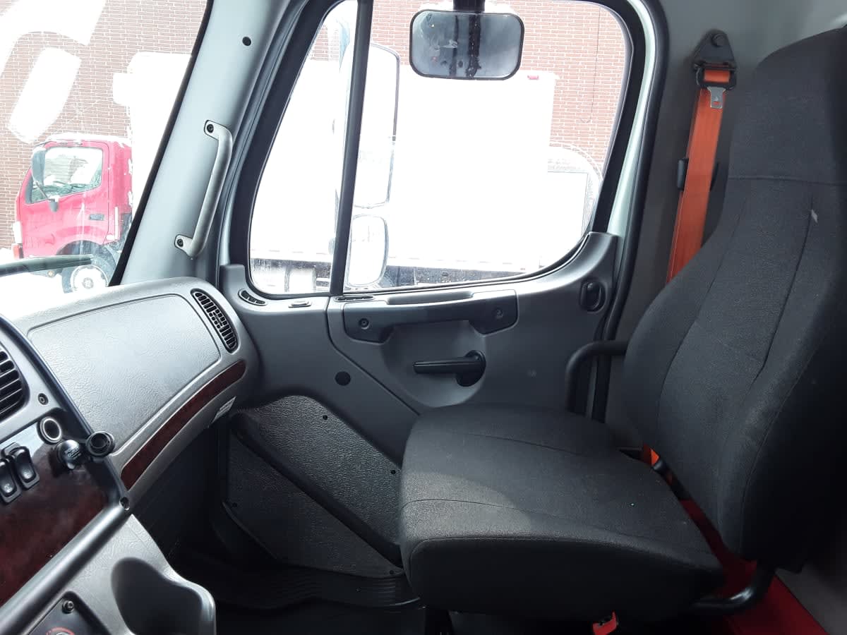 2019 Freightliner/Mercedes M2 106 783318