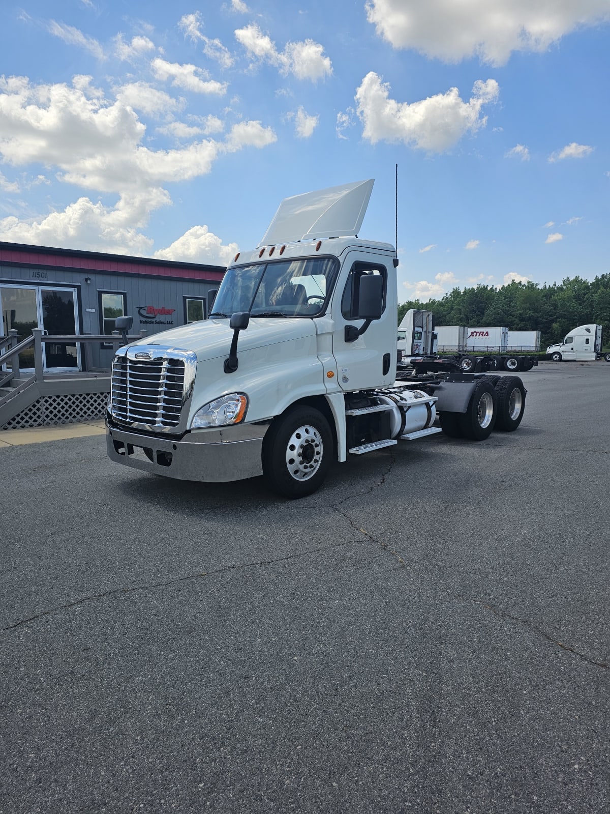 2018 Freightliner/Mercedes CASCADIA 125 783660