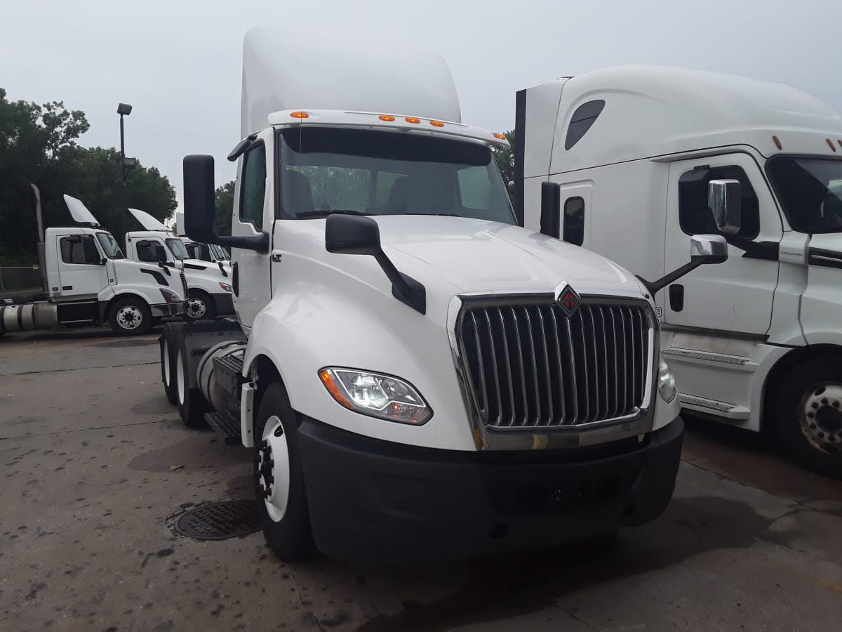 2018 Navistar International LT625 DAYCAB T/A 783859