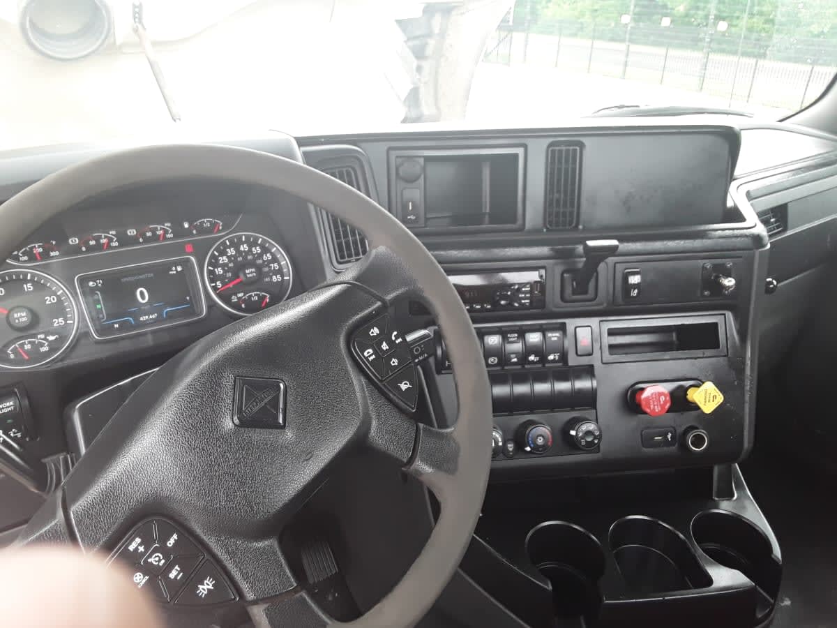 2018 Navistar International LT625 DAYCAB T/A 783859