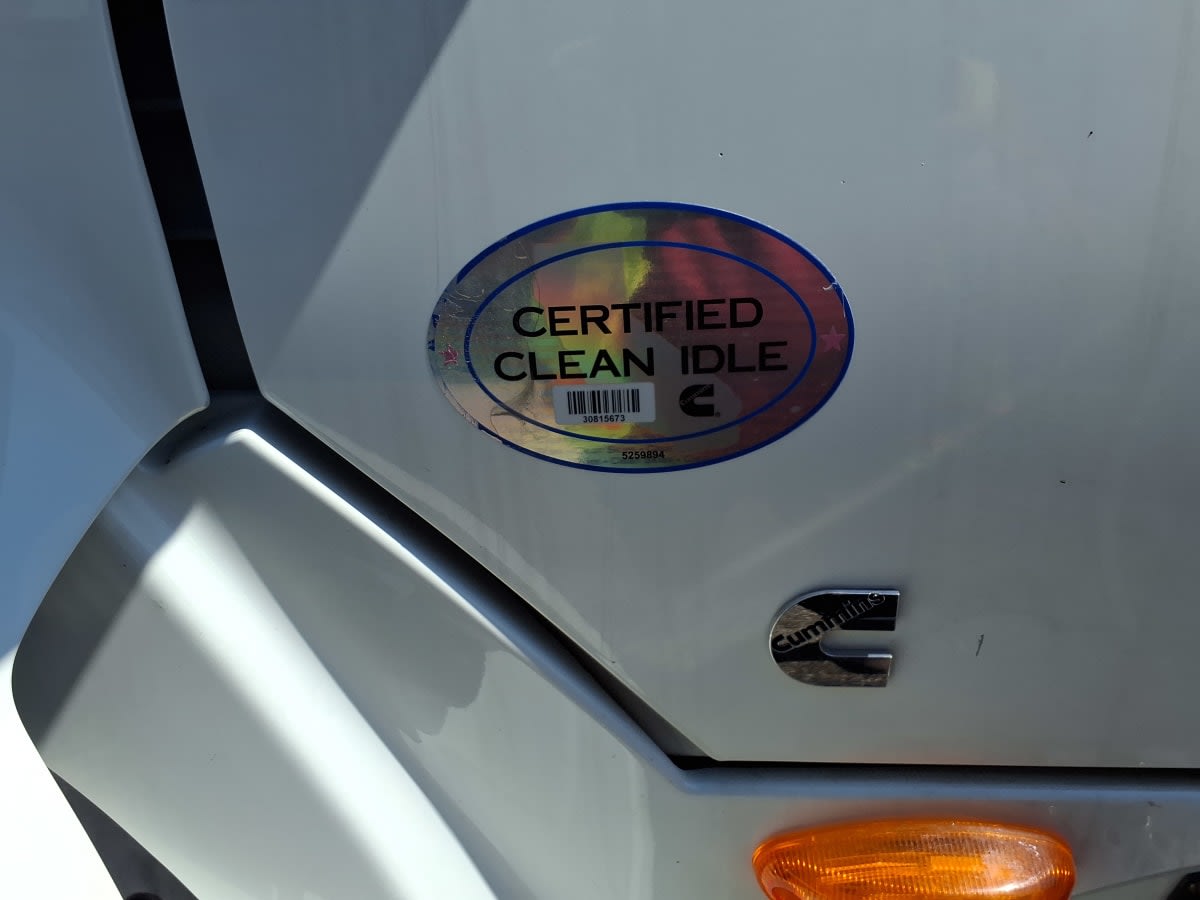 2018 International - image 13