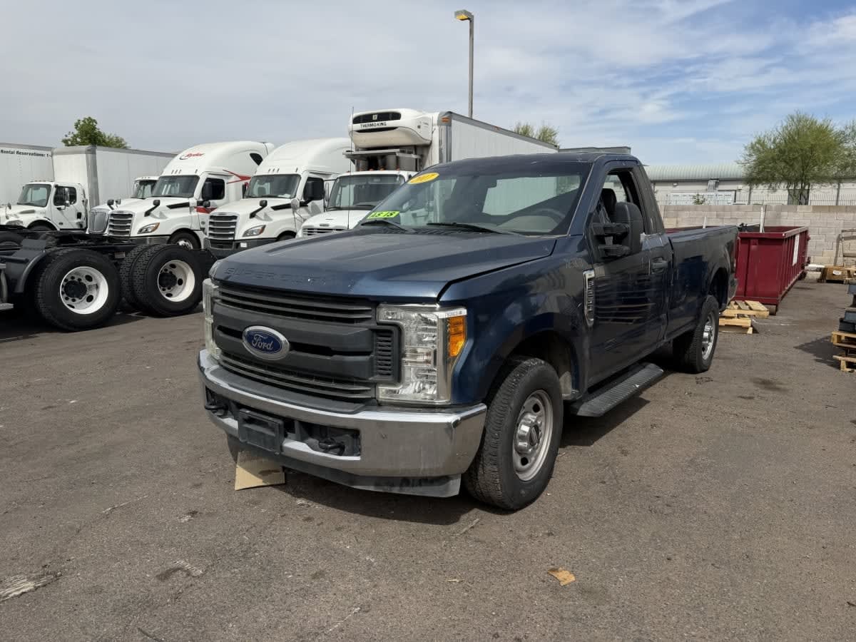 2017 Ford Motor Company F-250 (4X4) 783923