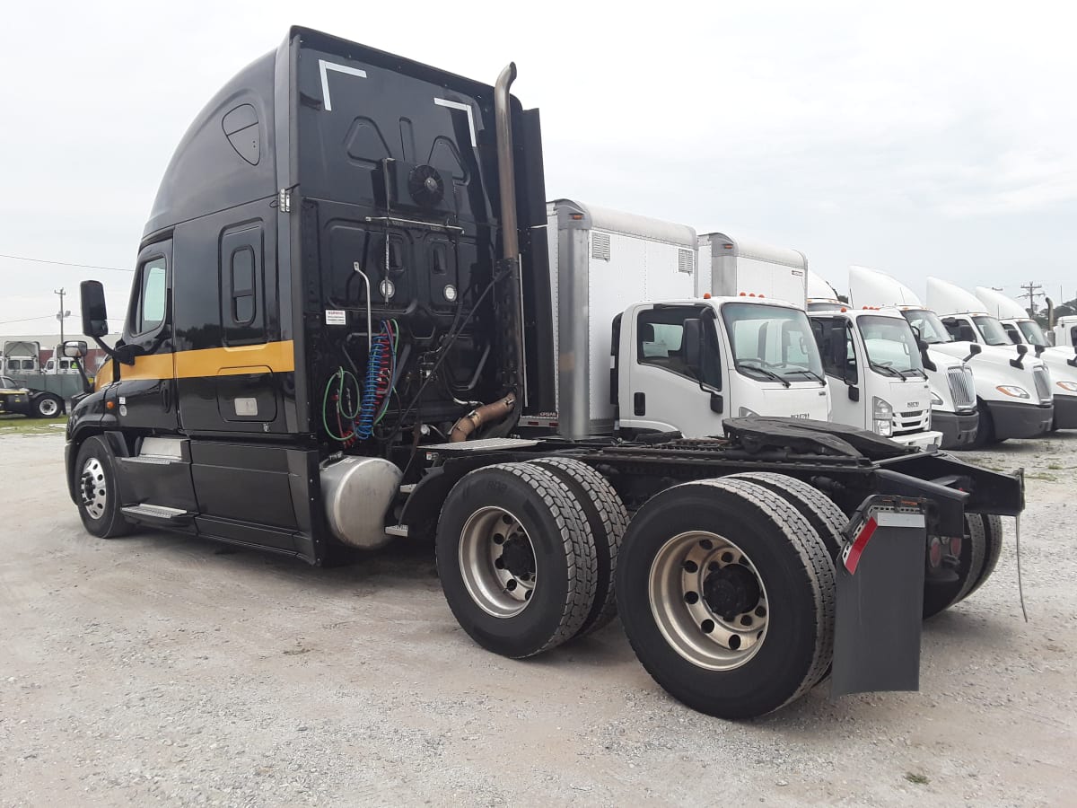 2018 Freightliner/Mercedes CASCADIA 125 784232