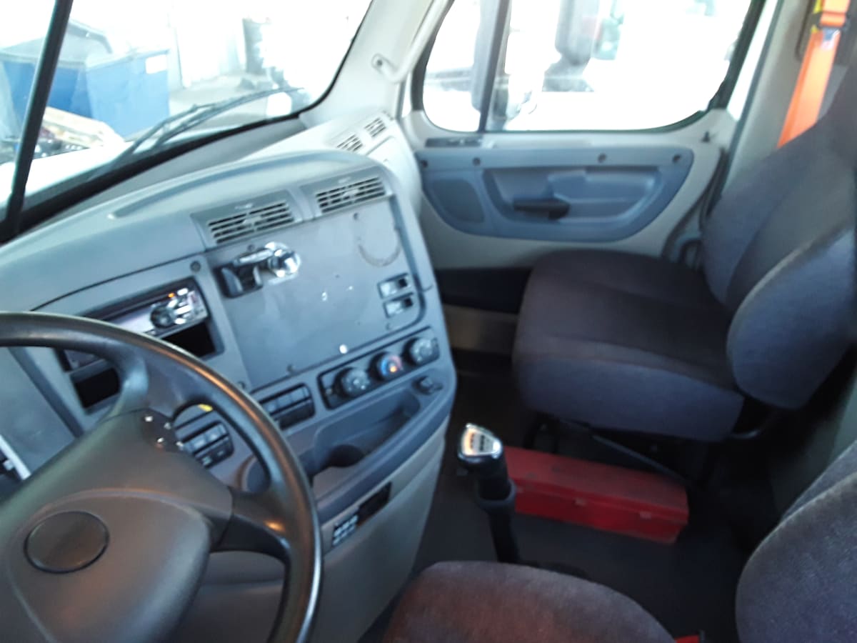 2018 Freightliner/Mercedes CASCADIA 125 784384