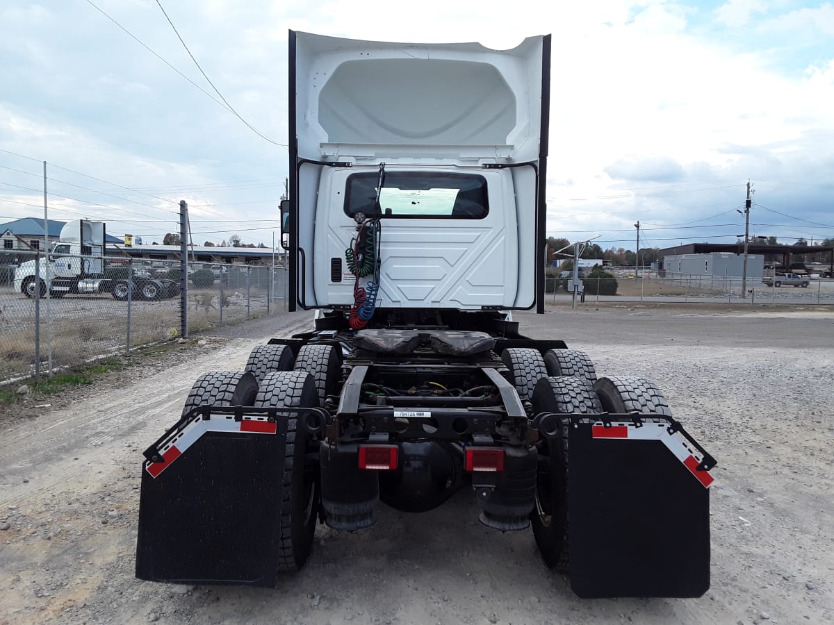 2018 Navistar International LT625 DAYCAB T/A 784726