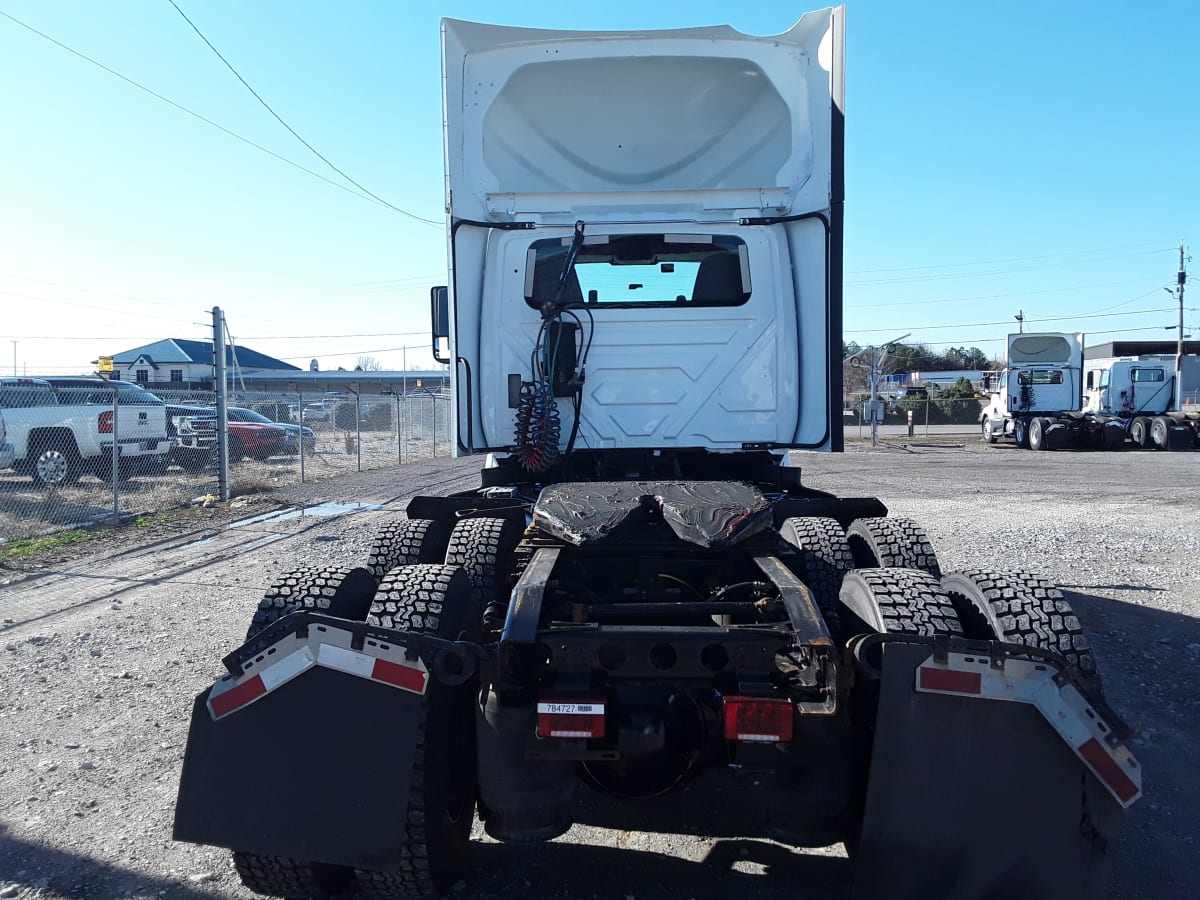 2018 Navistar International LT625 DAYCAB T/A 784727