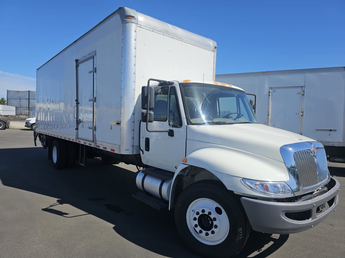 2018 Navistar International 4300 784740