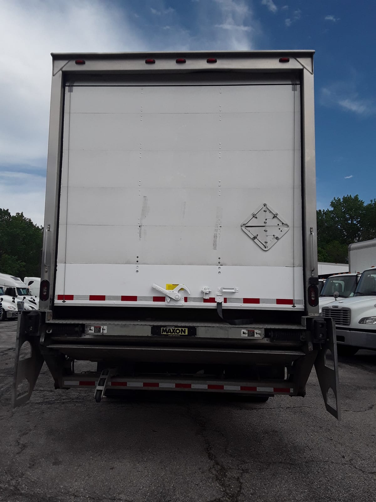 2018 Freightliner/Mercedes M2 106 784794