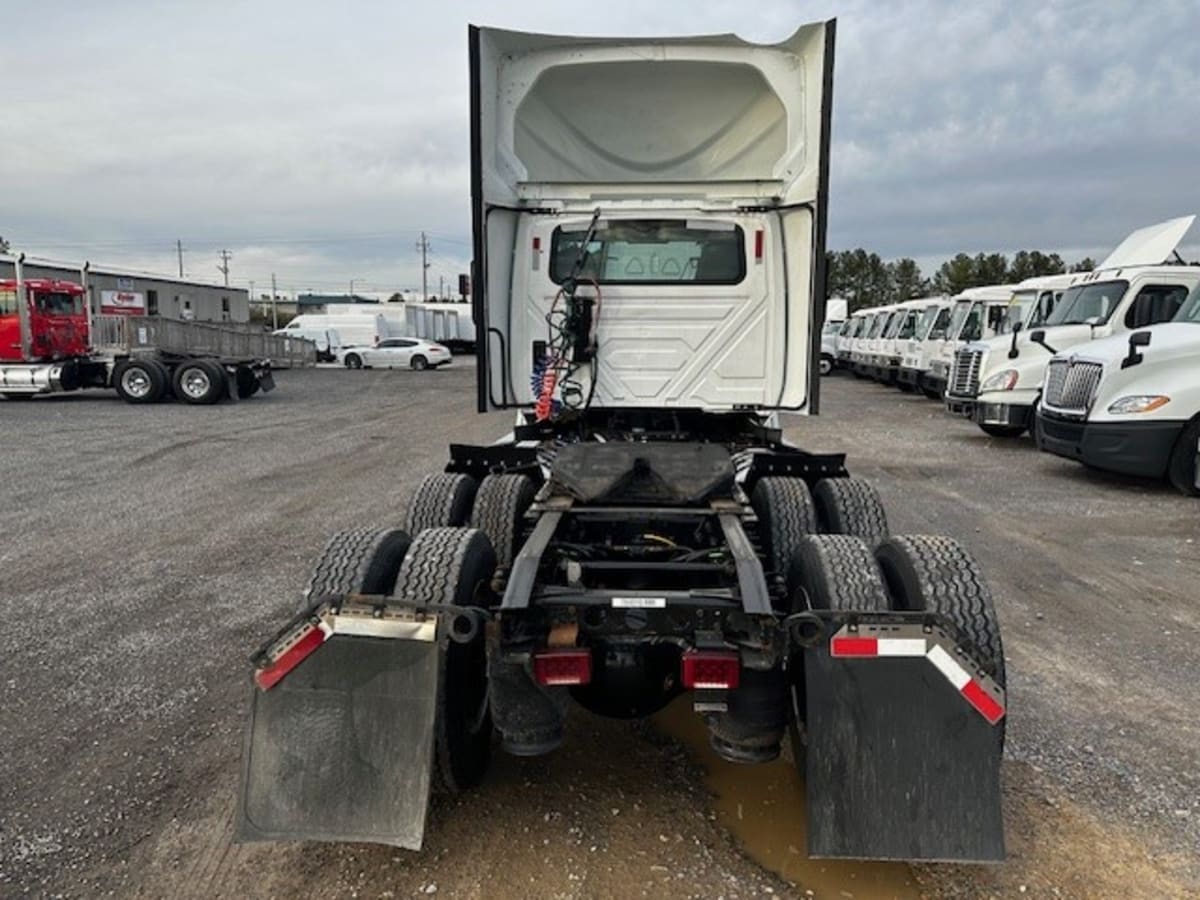 2018 Navistar International LT625 DAYCAB T/A 784919