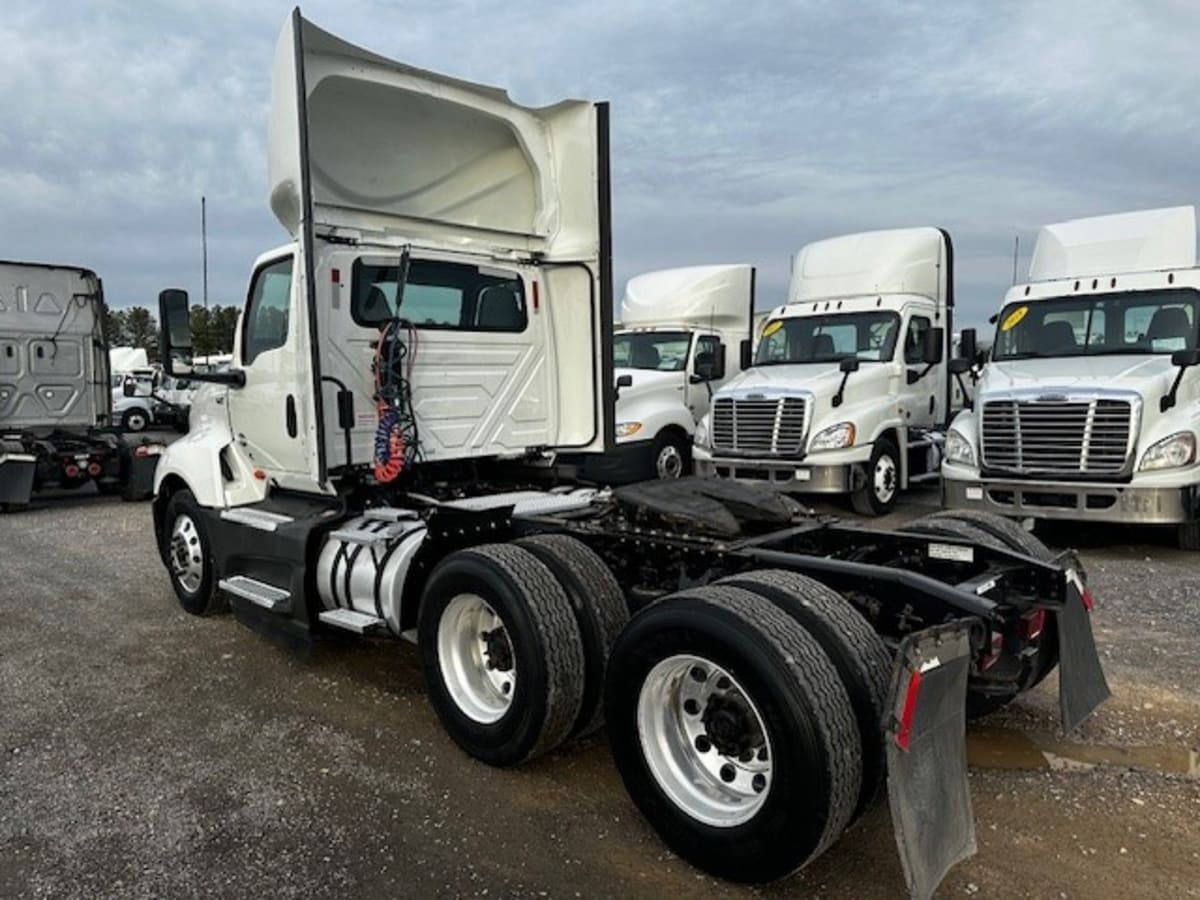 2018 Navistar International LT625 DAYCAB T/A 784919