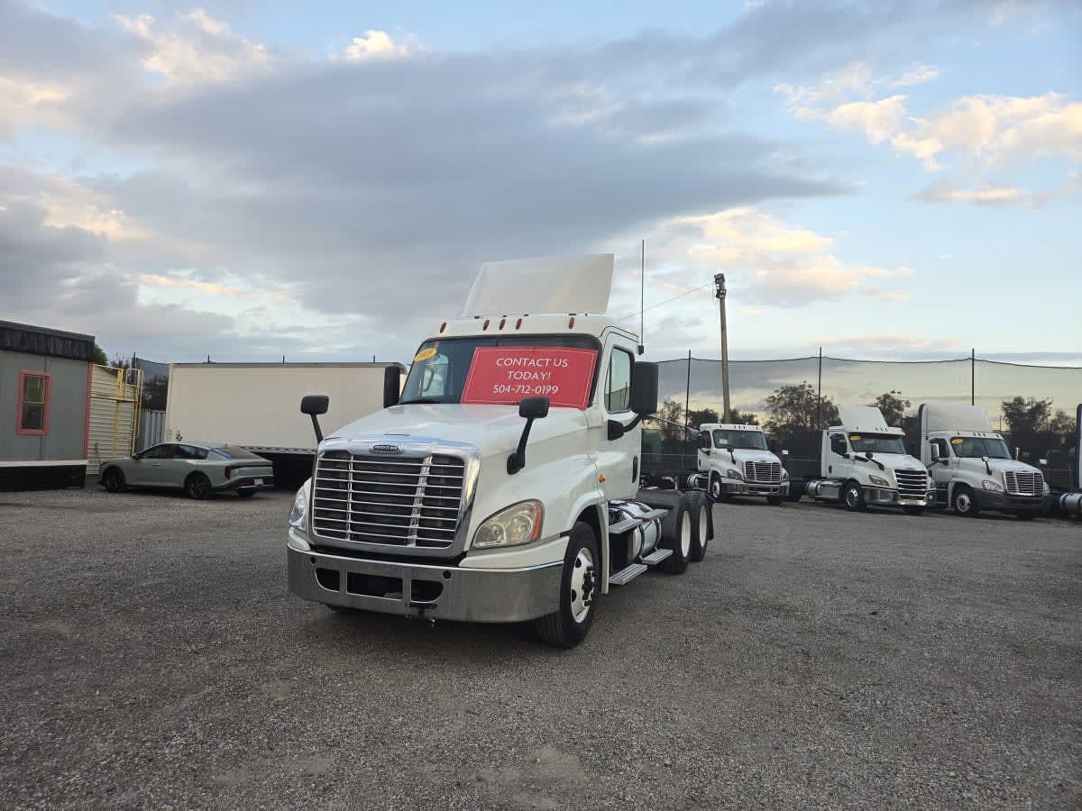 2018 Freightliner - image 1