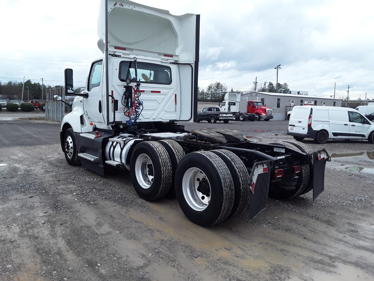 2018 Navistar International LT625 DAYCAB T/A 785008