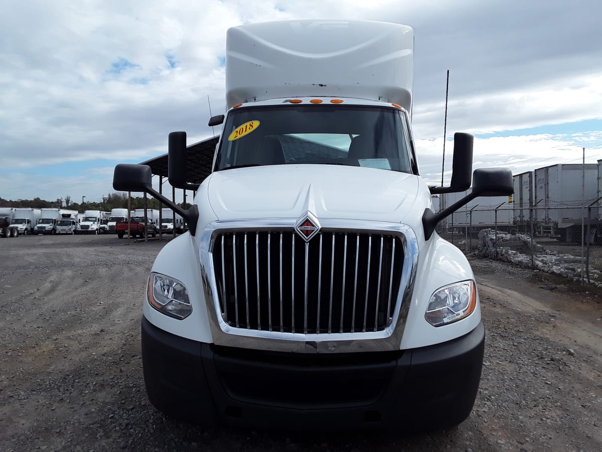 2018 Navistar International LT625 DAYCAB T/A 785009