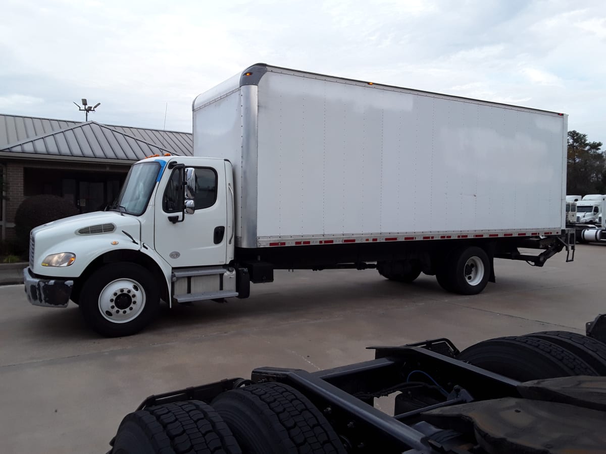 2018 Freightliner/Mercedes M2 106 785206