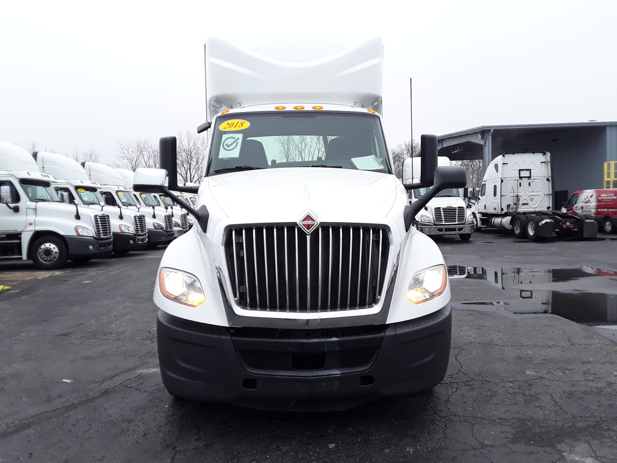 2018 Navistar International LT625 DAYCAB T/A 785252