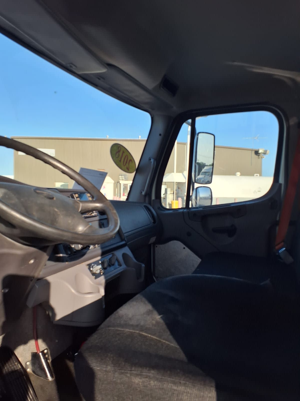 2018 Freightliner/Mercedes M2 106 785259