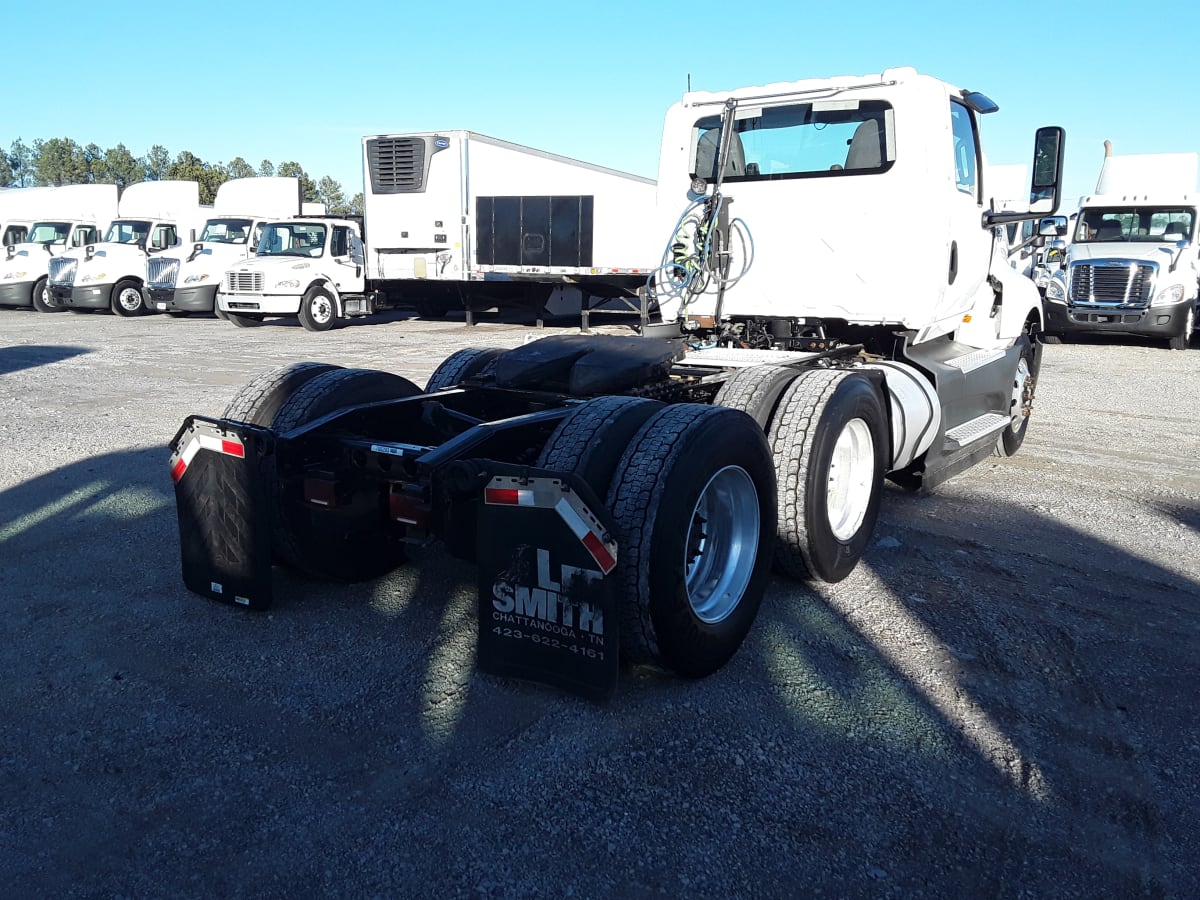 2018 Navistar International LT625 DAYCAB T/A 785293