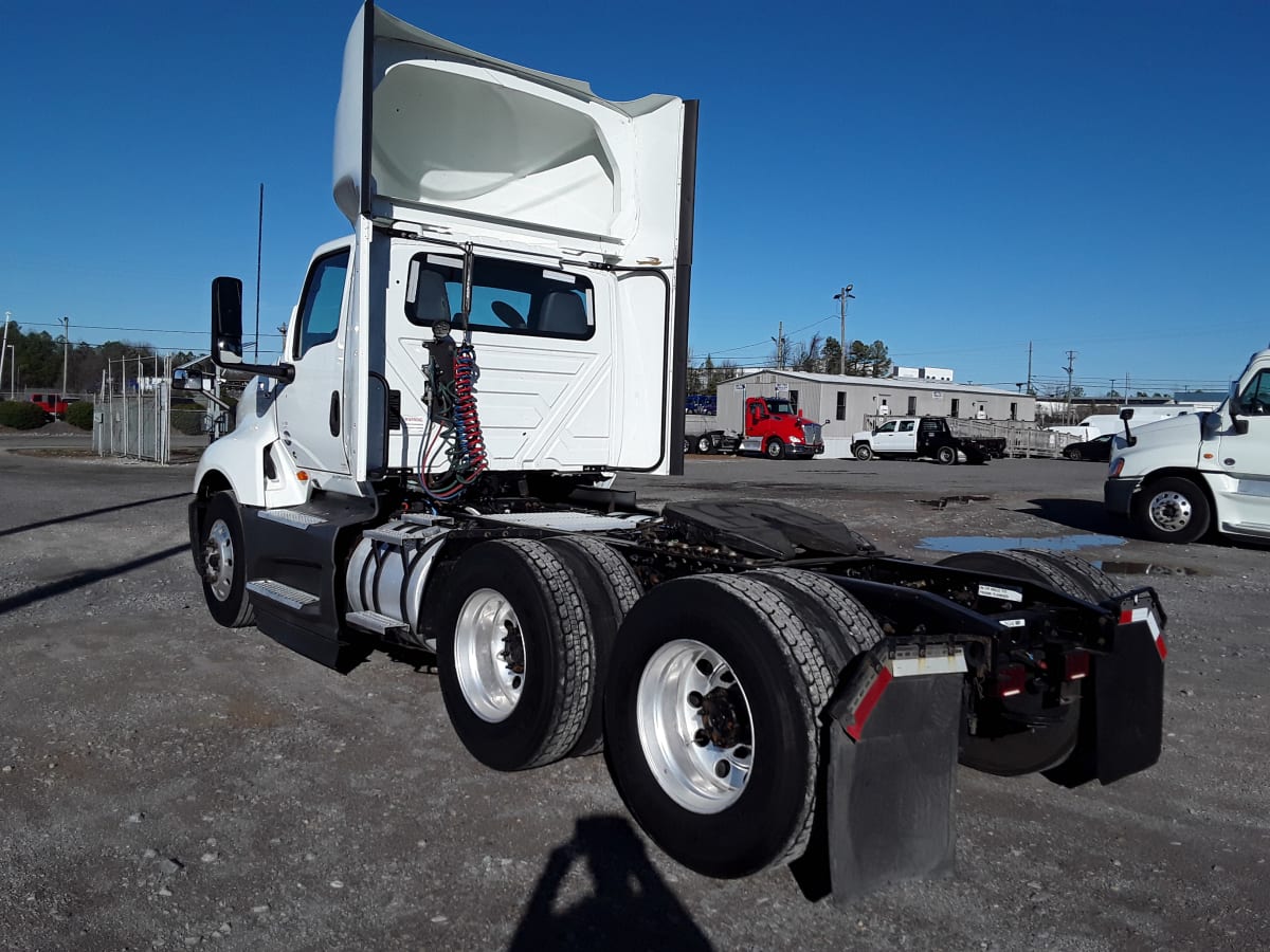 2018 Navistar International LT625 DAYCAB T/A 785346