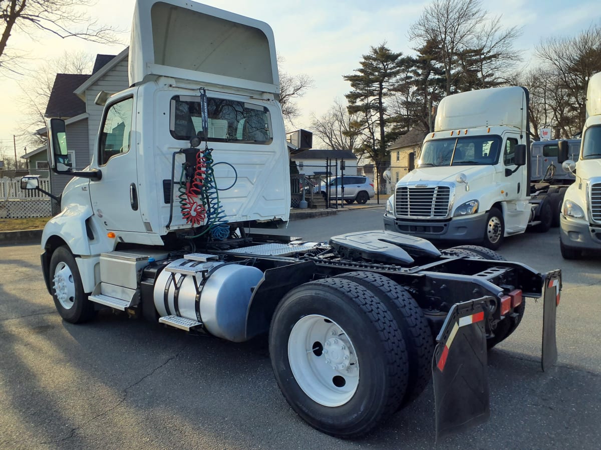 2018 Navistar International LT625 DAYCAB S/A 785349