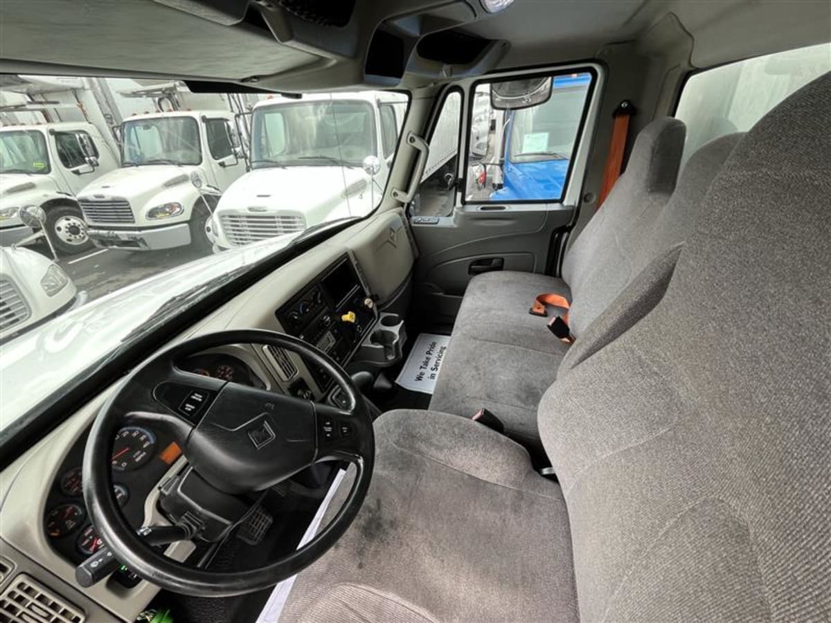 2018 Navistar International 4300 785358