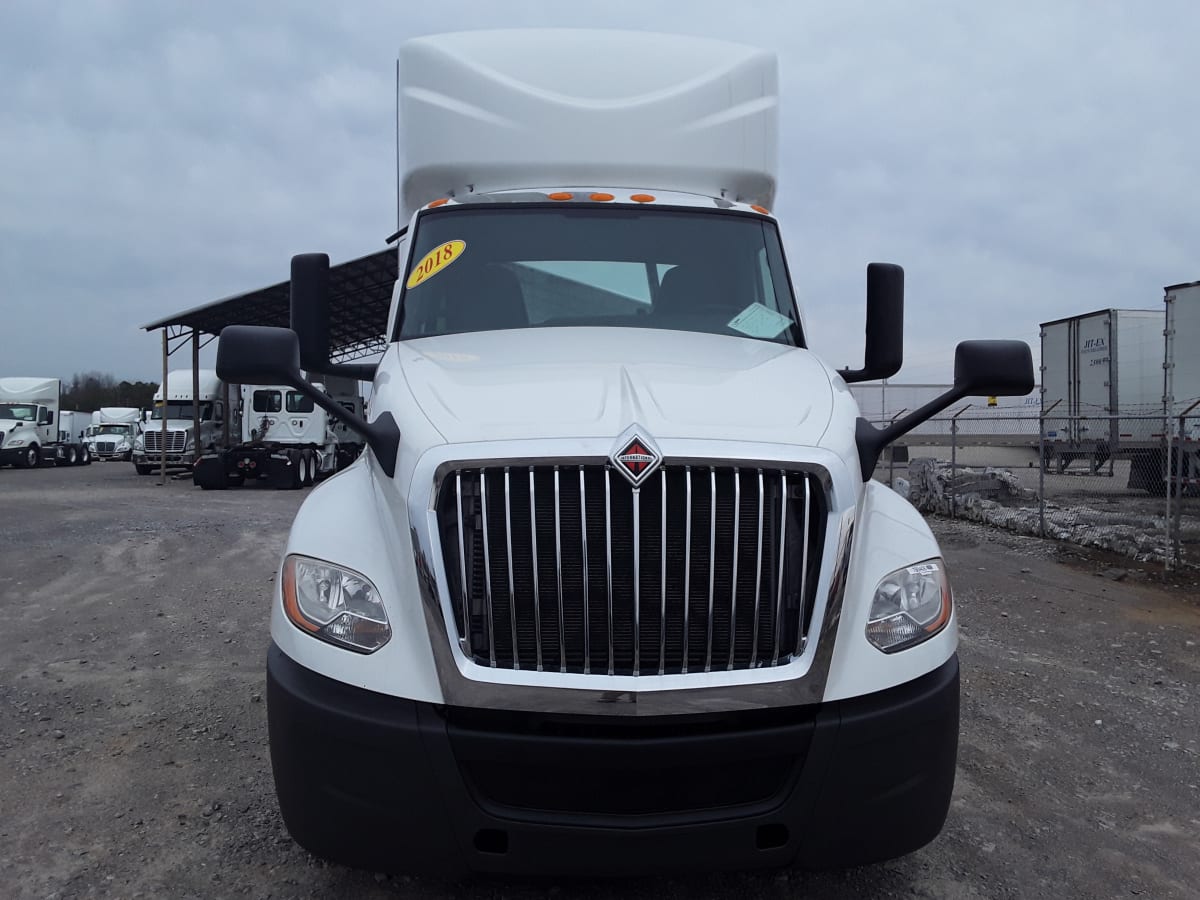 2018 Navistar International LT625 DAYCAB T/A 785406