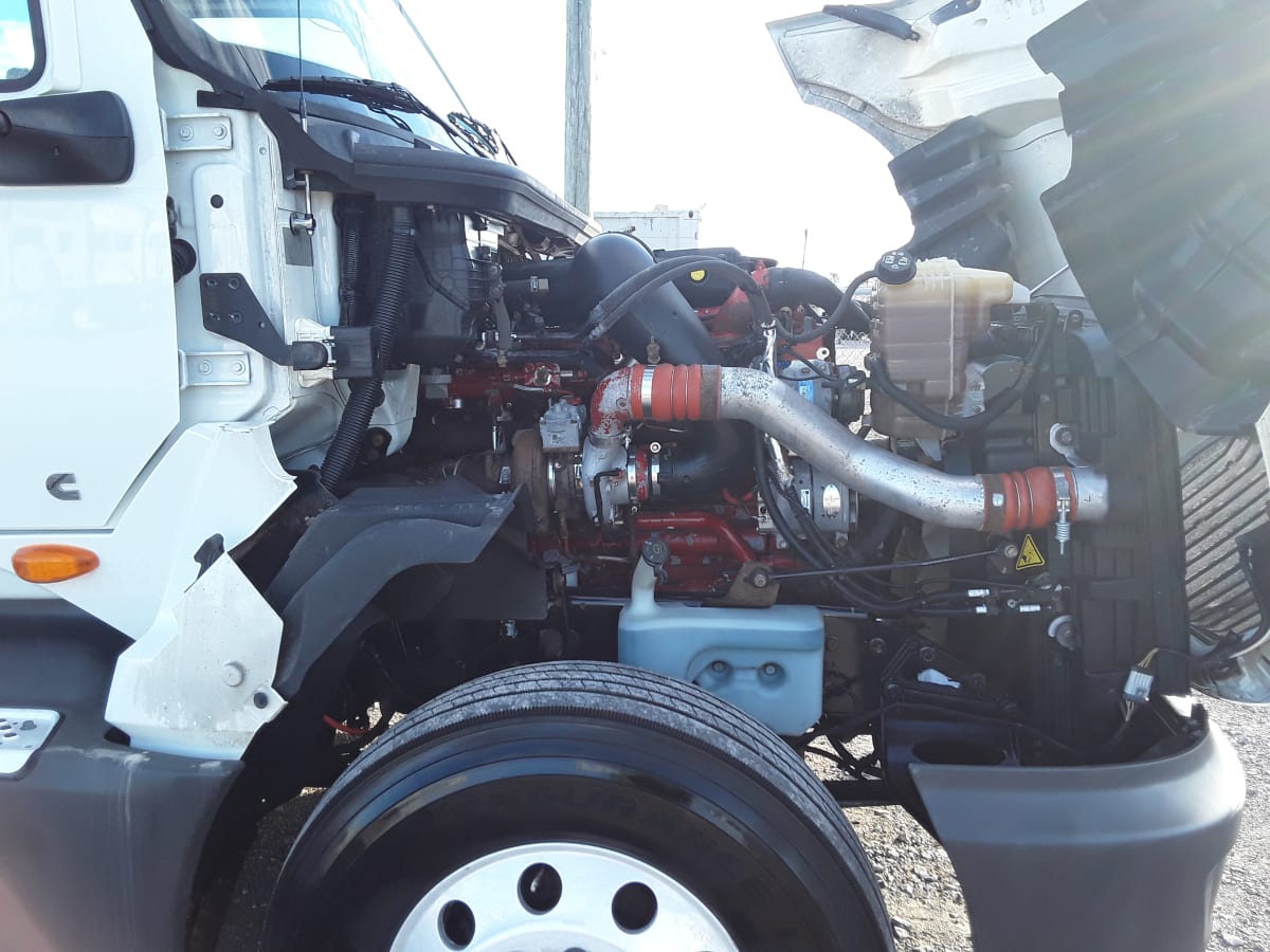 2018 Navistar International LT625 DAYCAB T/A 785408