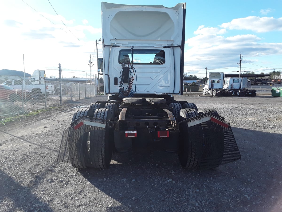 2018 Navistar International LT625 DAYCAB T/A 785408