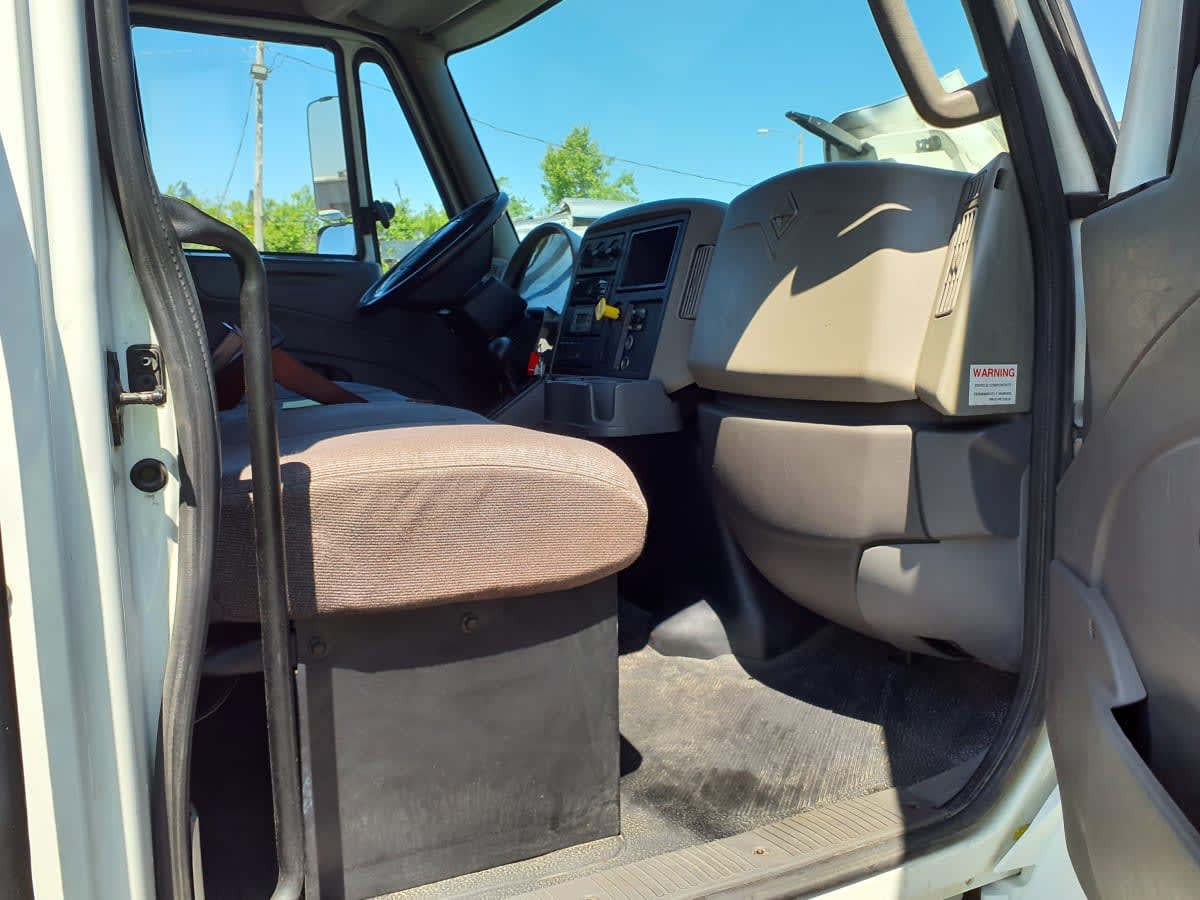 2018 Navistar International 4300 785590